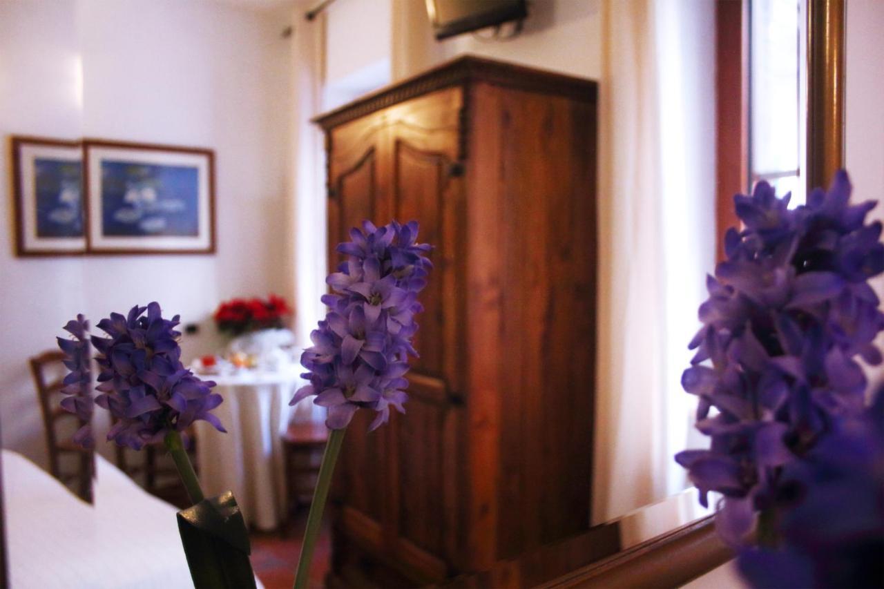 Locanda Dell'Arcangelo Rocca Massima エクステリア 写真
